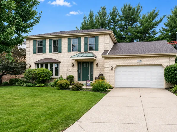 2315 Ridgewood Rd, Lisle, IL 60532