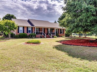 1021 Broughton Ln, Newborn, GA, 30056
