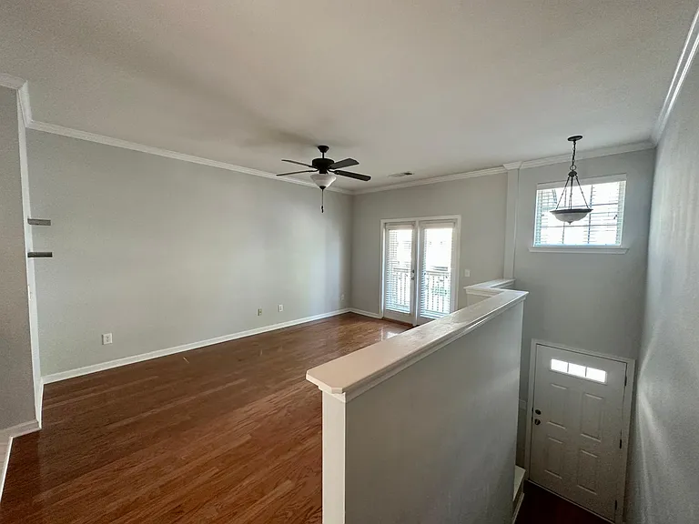 1548 Liberty Pkwy NW — Photo 1