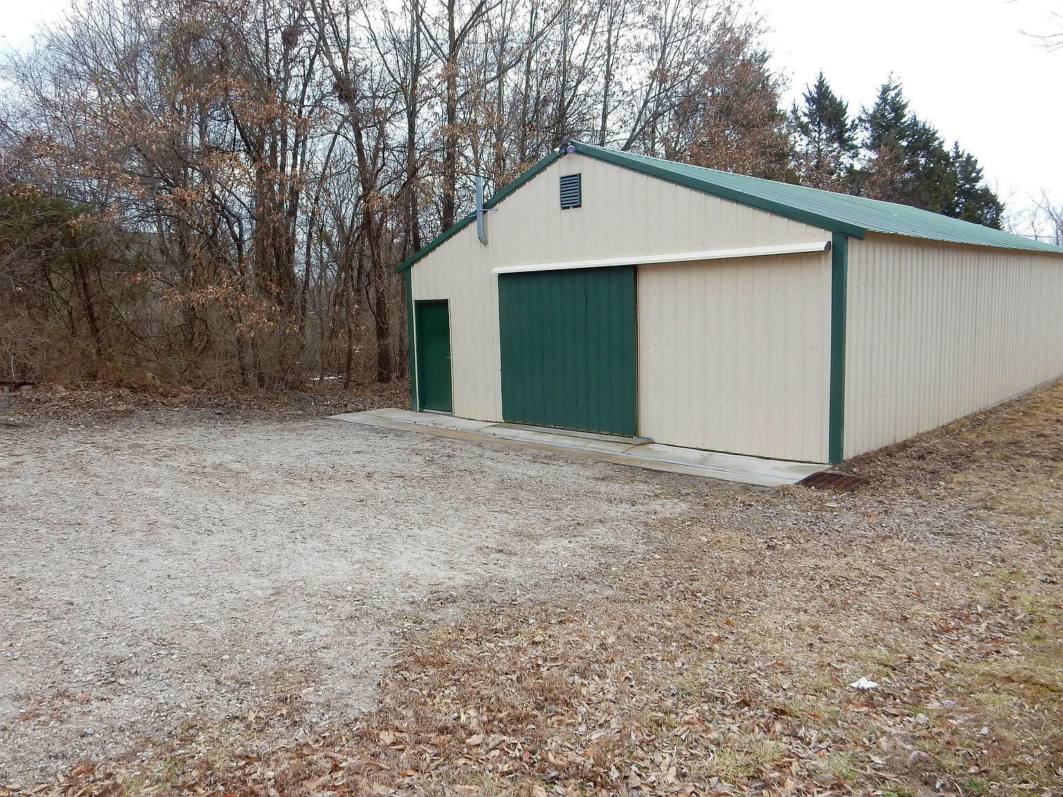 1516 Meramec Ave photo 1