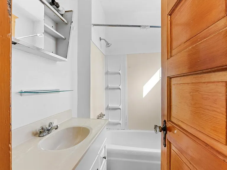 510 E Enos Ave #1 — Photo 5