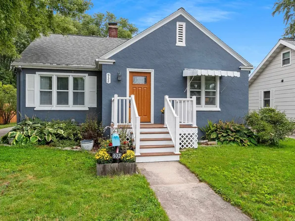 932 Roscoe St, Green Bay, WI 54304
