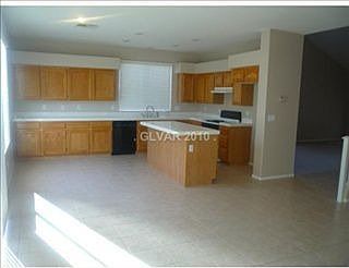 3rd image of 3822 Wild Pansy Ct