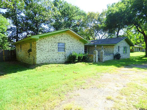 3rd image of 304 County Road 1330