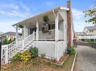 53 Mountford Rd, Hull, MA 02045