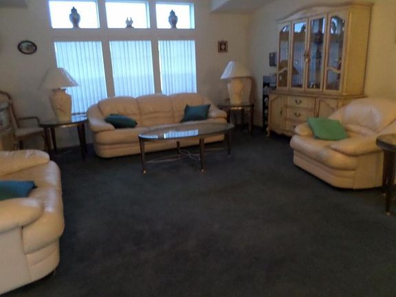 4th image of 7858 Meadowlark Ln