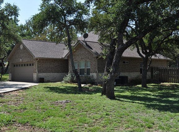 3rd image of 120 Winding Oak Dr