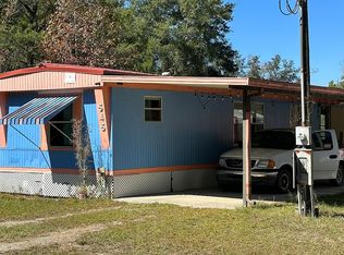 545 Keuka Rd, Interlachen, FL 32148