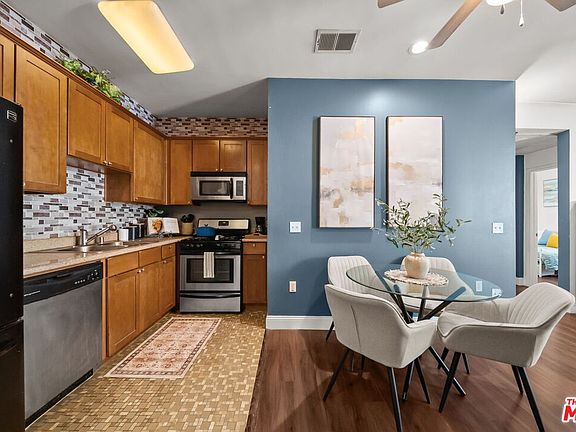 5th image of 6938 Laurel Canyon Blvd Unit 310