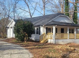 636 Harrison Sanders Ln, Lincolnton, NC 28092