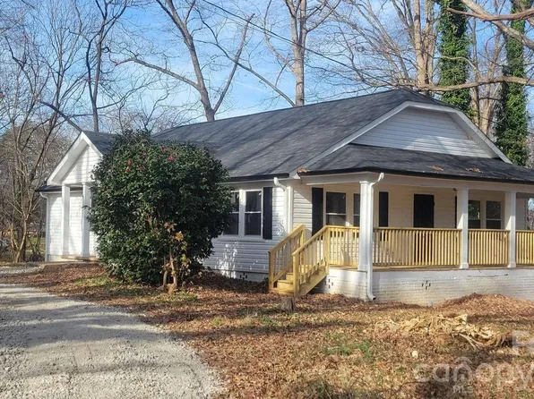 636 Harrison Sanders Ln, Lincolnton, NC 28092