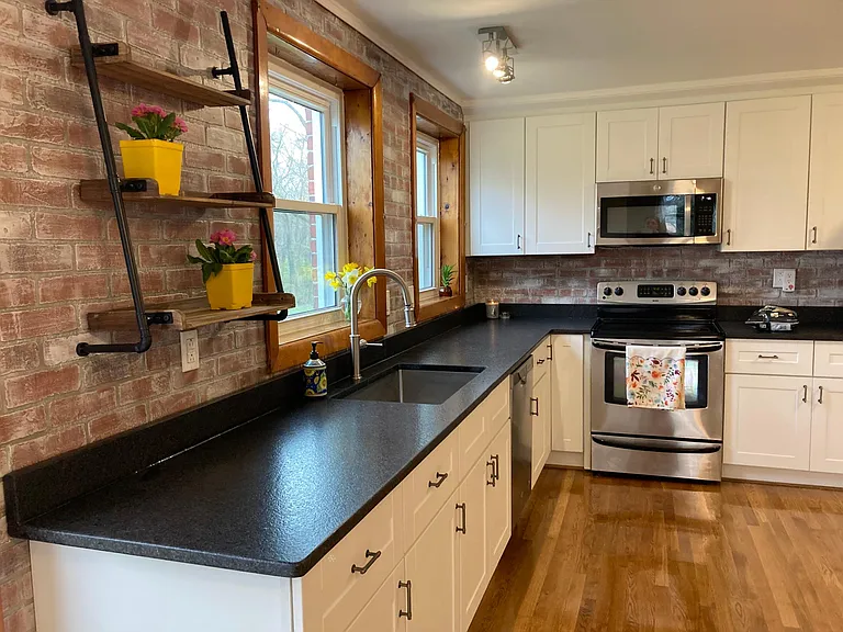 Stanley Ln — Photo 2
