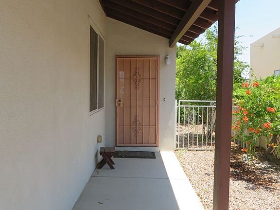 3rd image of 2051 Cotton Ave Suite B