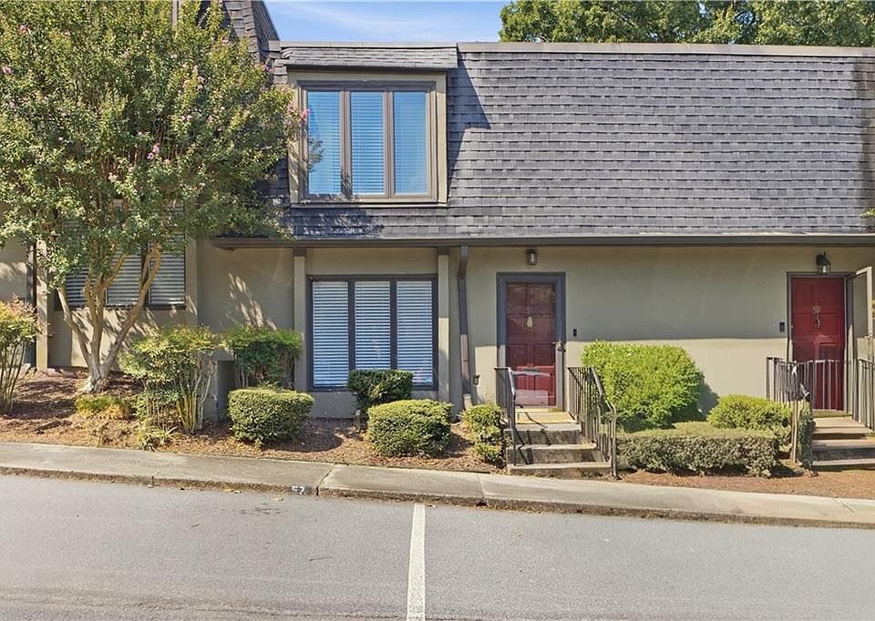 1st image of 57 Ivy Trl NE #57