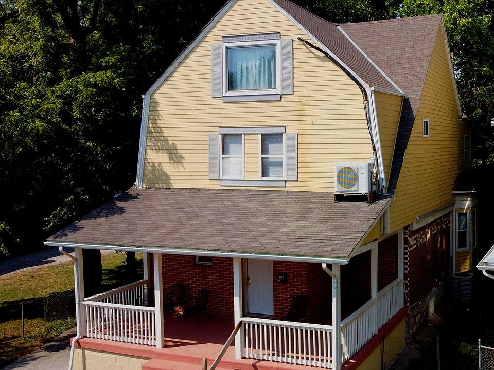 1st image of 38 E 32nd St