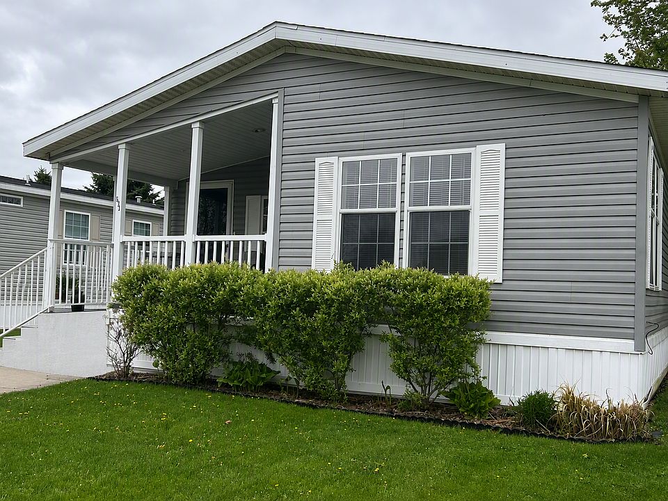 1st image of 531 Continental Cir #531