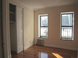 4528 40th St APT 1F, Sunnyside, NY 11104