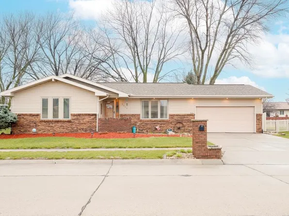 3364 34th Ave, Columbus, NE 68601