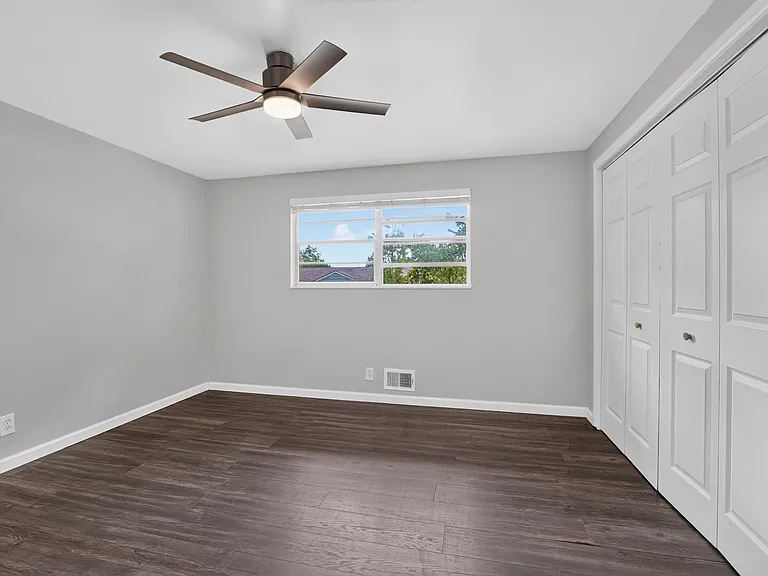11509 Ogden St — Photo 14