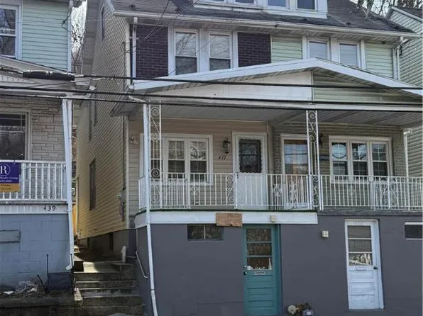 437 Nichols St, Pottsville, PA 17901