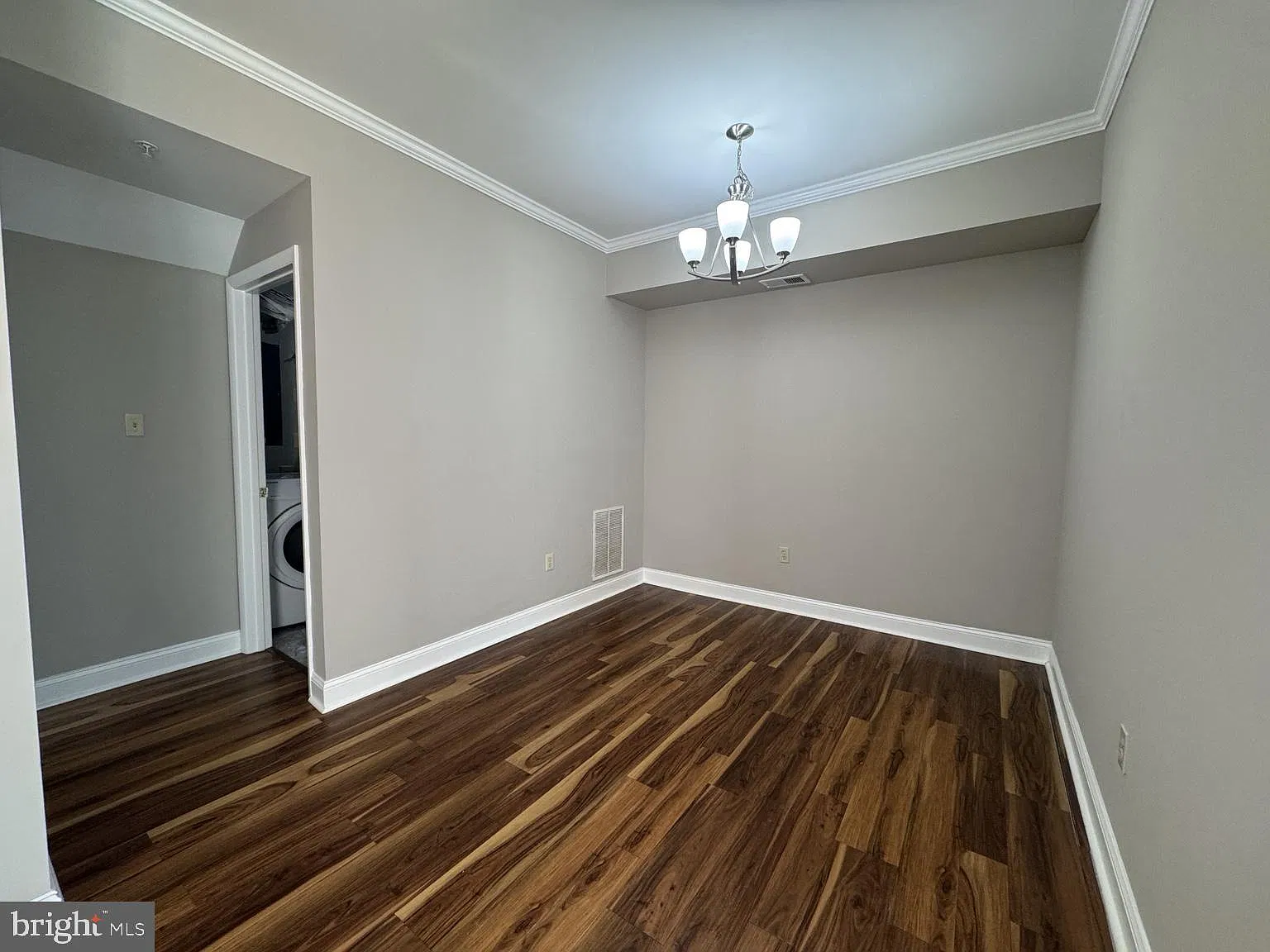 3 bed, 2.5 bath, 1466 sqft, $3,000 — Photo 4