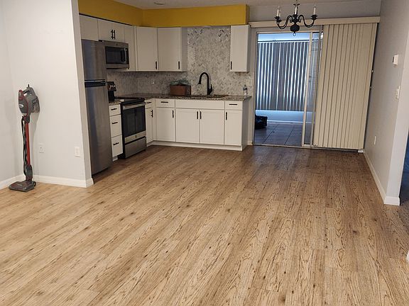 2nd image of 305 San Marco Ave APT 1