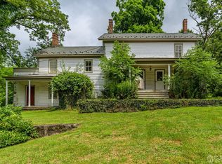 29 Cratetown Rd, Lebanon, NJ 08833