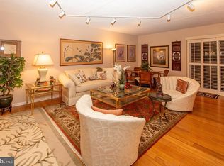 20332 Valley Forge Cir #332, King Of Prussia, PA