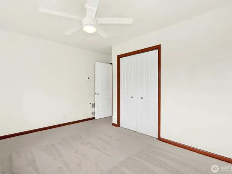 1447 NE 166th Ct #1 — Photo 26