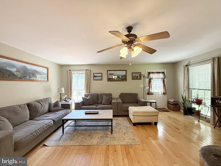 559 Holly Corner Rd — Photo 19