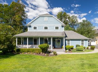 117 Periwinkle Dr #117, Middlebury, CT 06762