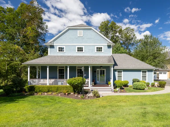 117 Periwinkle Drive #117, Middlebury, CT 06762