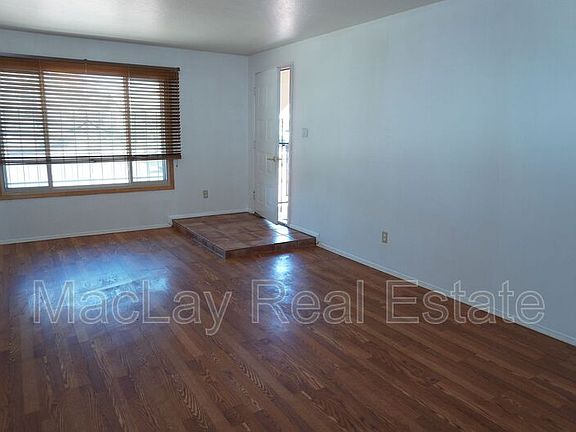 4th image of 3035 W Angela Dr
