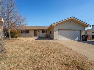 2237 Sherwood Ln, Salina, KS 67401