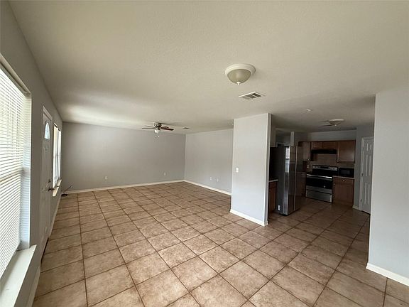 2nd image of 311 Kansas St