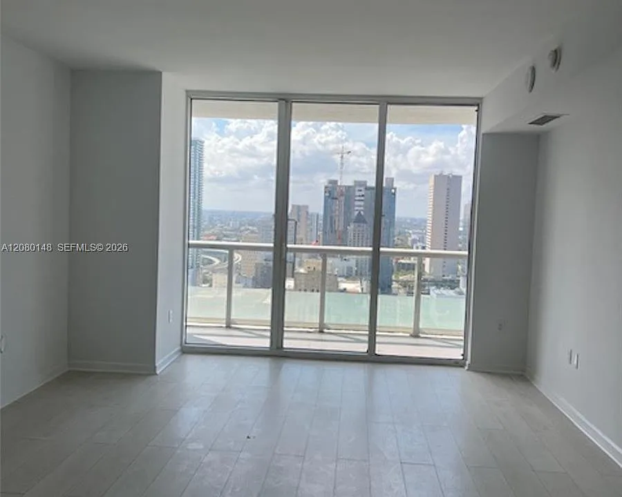 50 Biscayne Blvd #3407