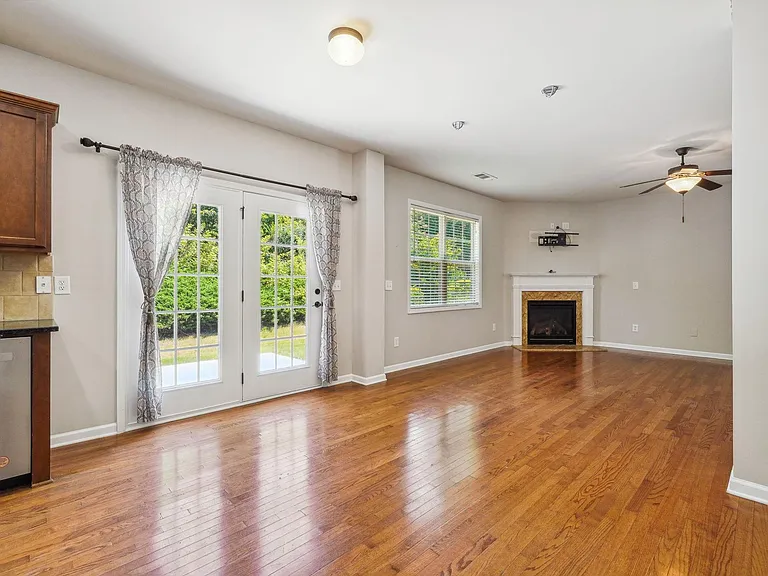 4450 Dartford Rd — Photo 14