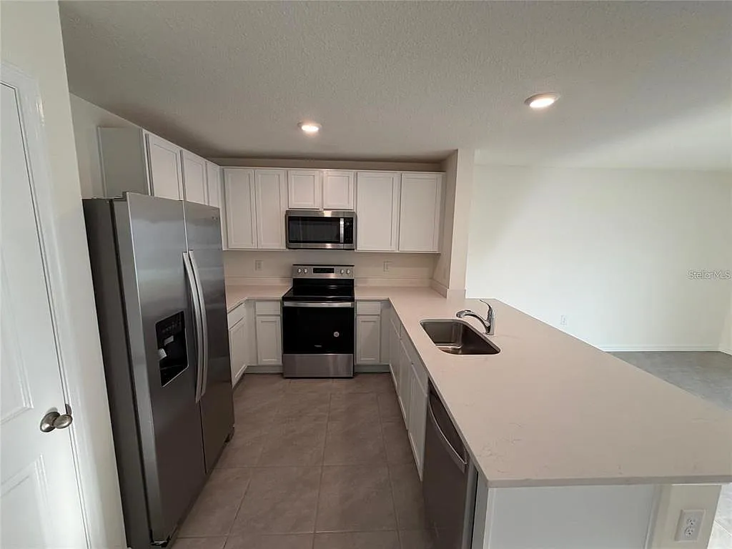 3 bed, 2.5 bath, 1505 sqft, $1,750 — Photo 4
