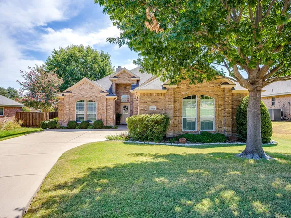 10521 N Haven Dr, Benbrook, TX 76126