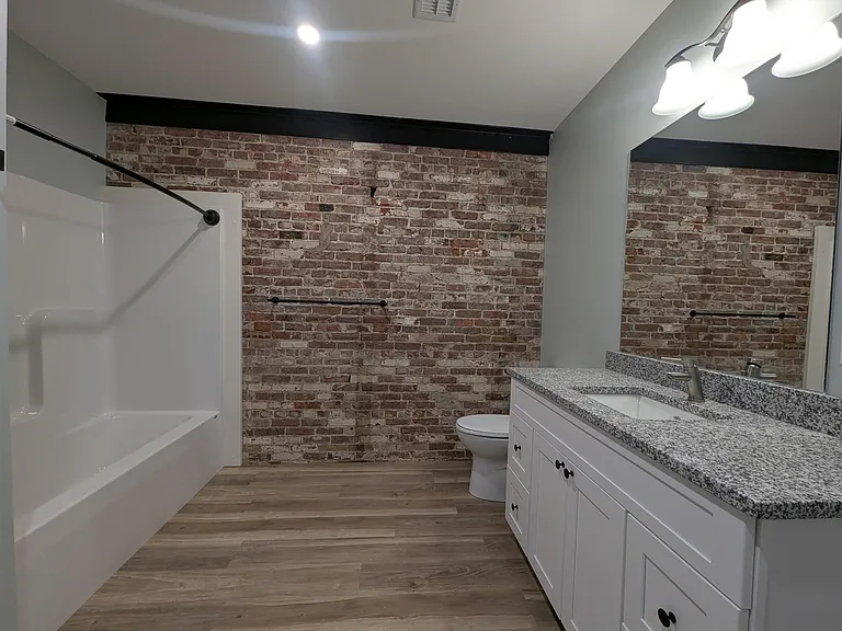 22 S Main St #202 — Photo 12