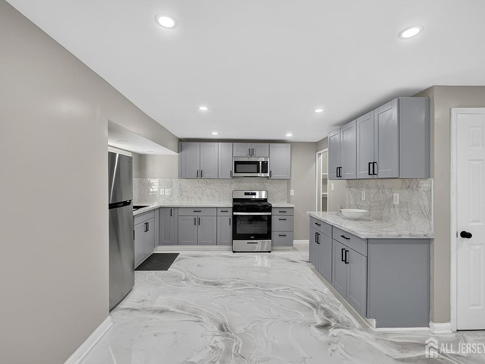 1st image of 701 W Park Ave