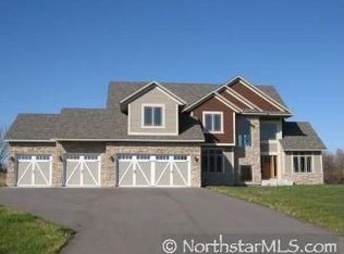 8863 Whisper Creek Trl, Rockford, MN 55373