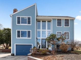 3 Breezy Point Rd, Gloucester, MA 01930