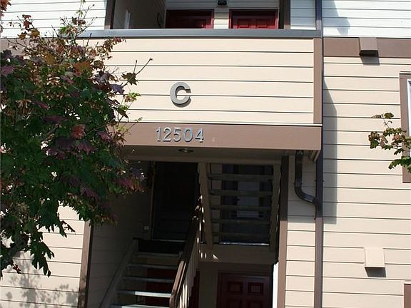 3rd image of 12504 NE 142nd Ln