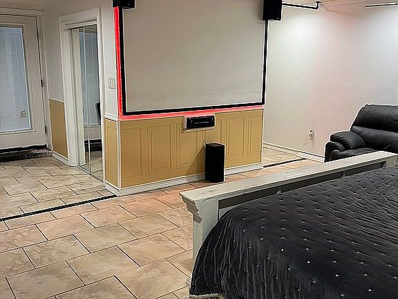 5 x 8 ft. Projector screen