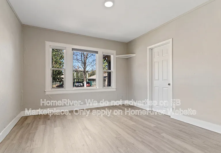 2378 Cambridge St — Photo 13