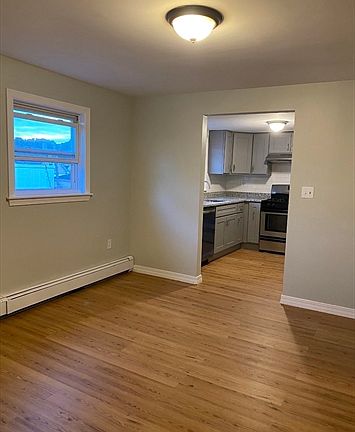 4th image of 73 Marshall St #2A