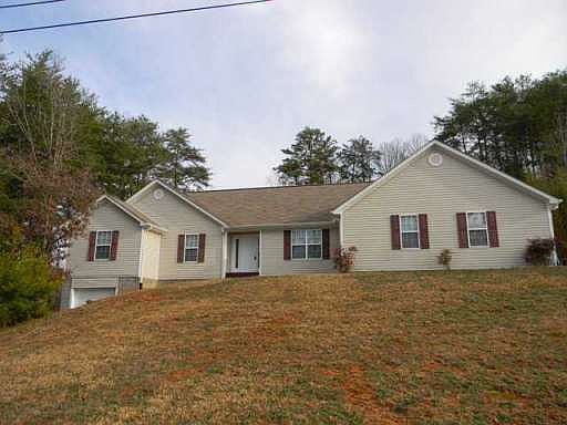 1st image of 5850 Dewey Dr