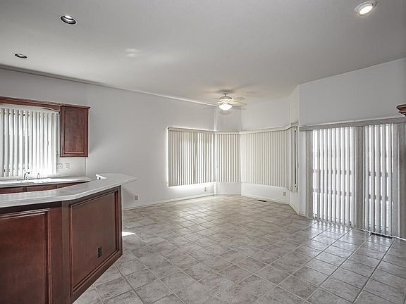 5th image of 4307 N Spyglass Cir