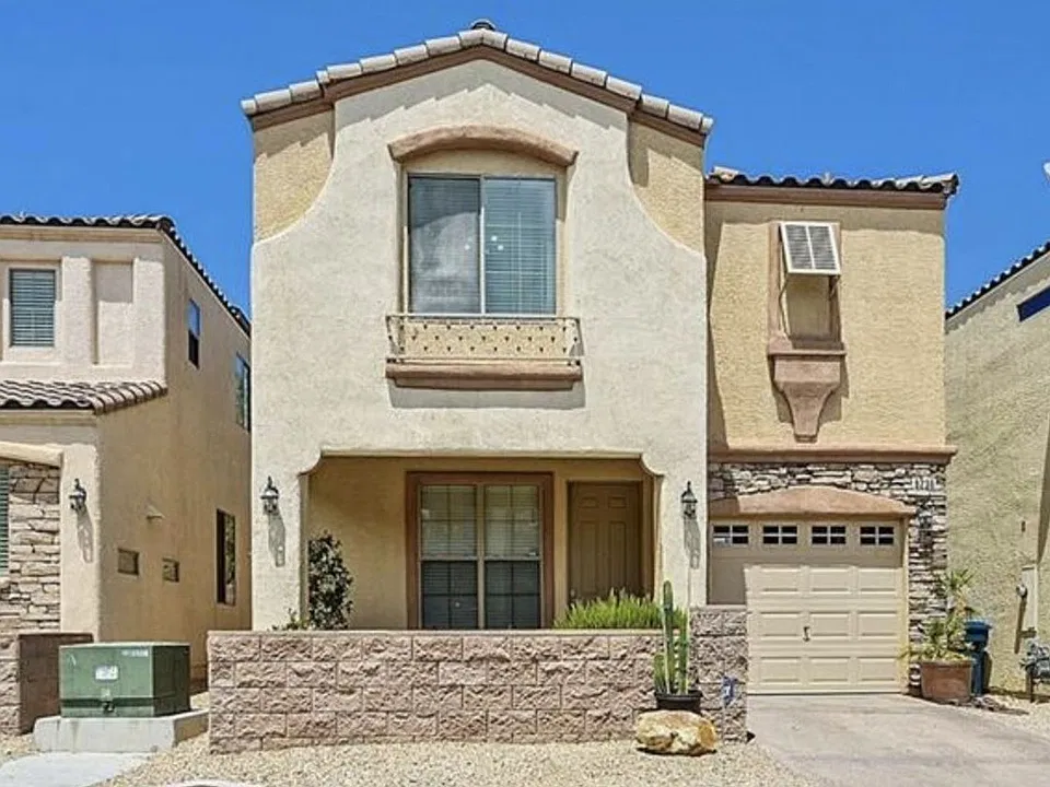 8236 Sierra Cascade Ct